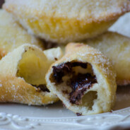 Panzerottini alla crema di nocciola e cioccolato