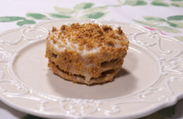 Tortini nocciola e mandorla con doppia crema